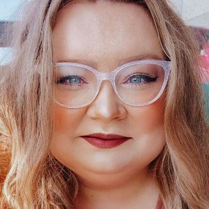 Meet your Posher, Ashlee